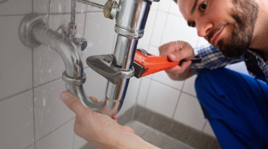 Professional emergency plumbing in Laurel, IA